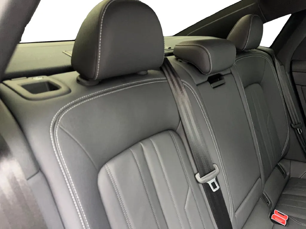 Audi A6 photo 39