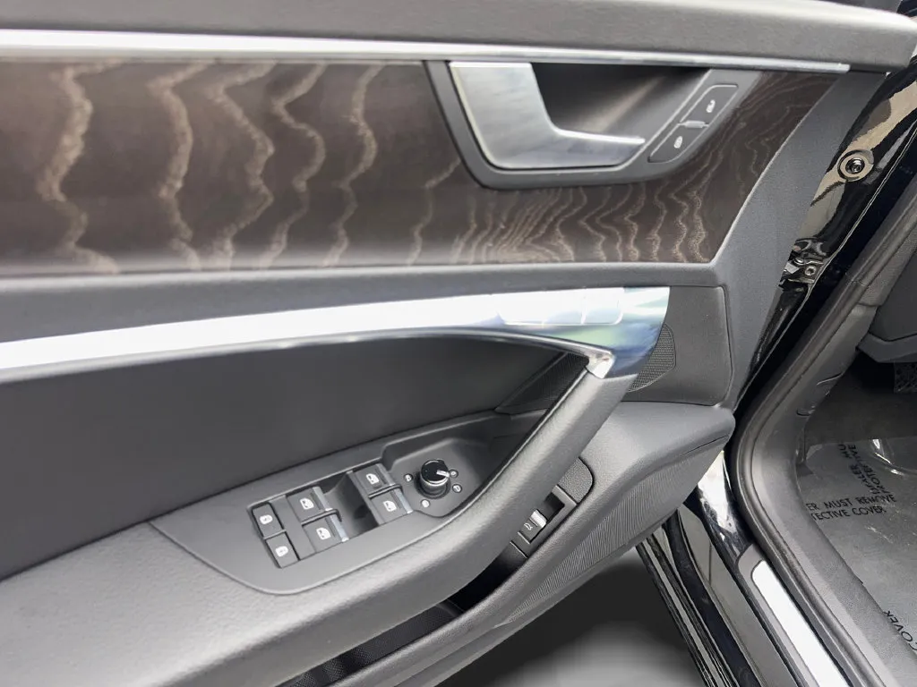 Audi A6 photo 30