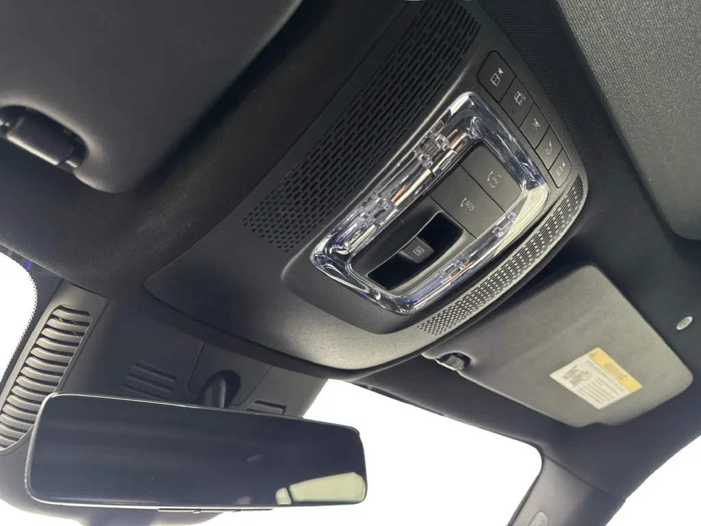 Mercedes-Benz GLB photo 73