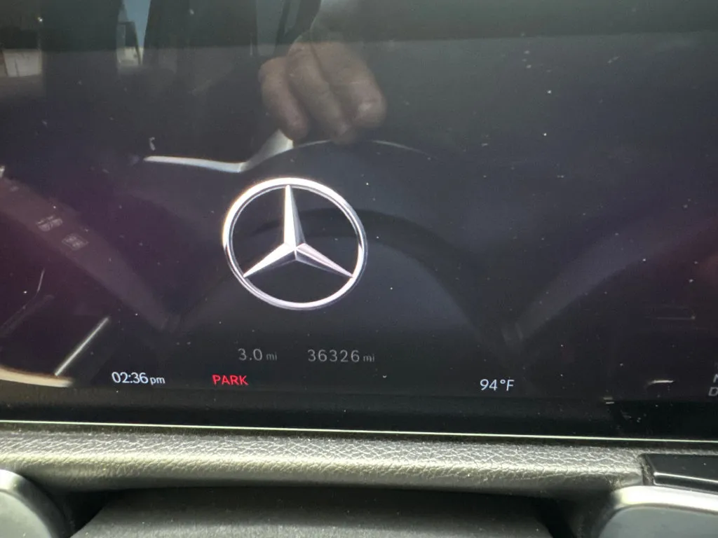 Mercedes-Benz GLB photo 60