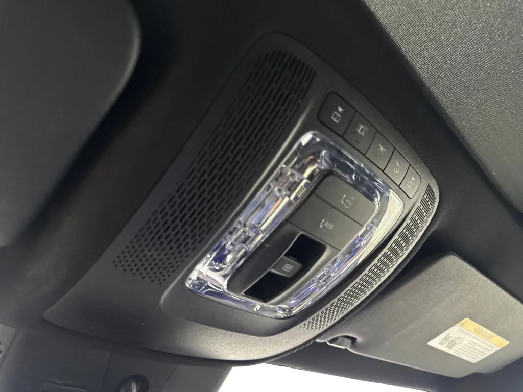 Mercedes-Benz GLB photo 74