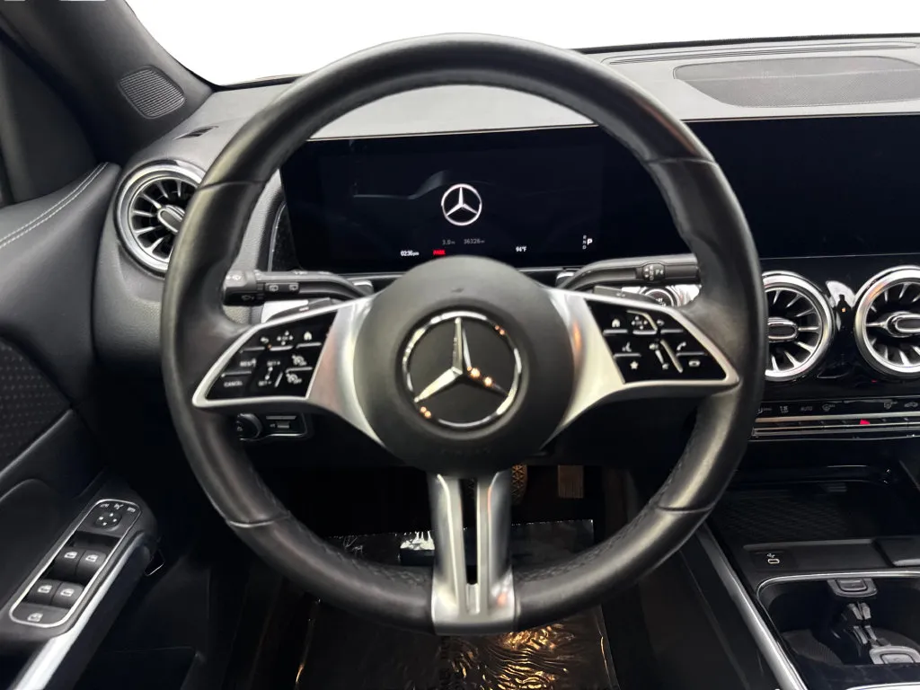 Mercedes-Benz GLB photo 56