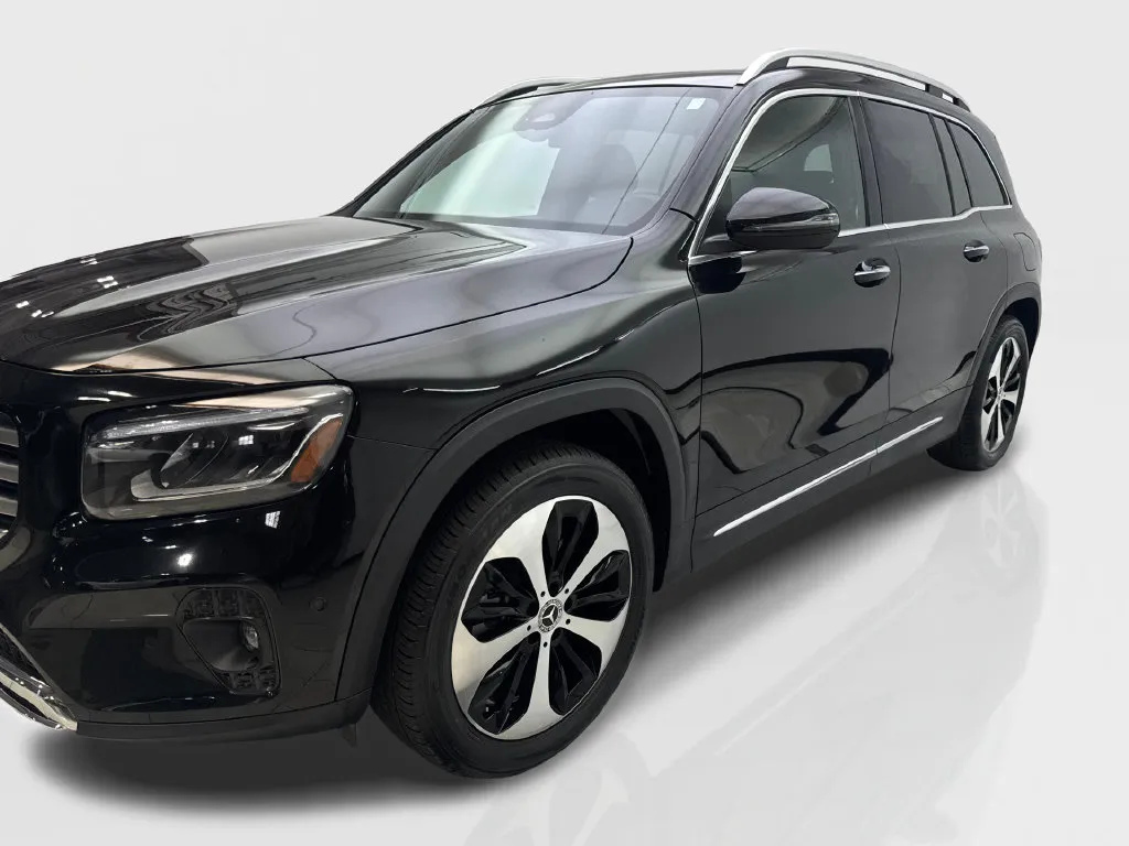 Mercedes-Benz GLB photo 12