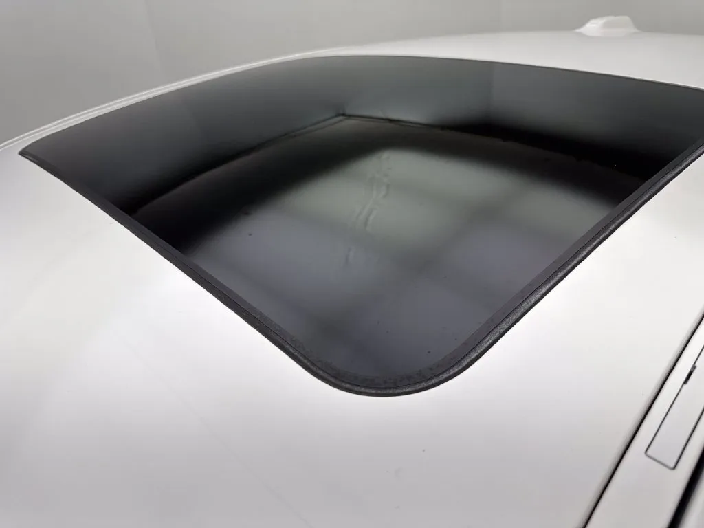 BMW i4 photo 27