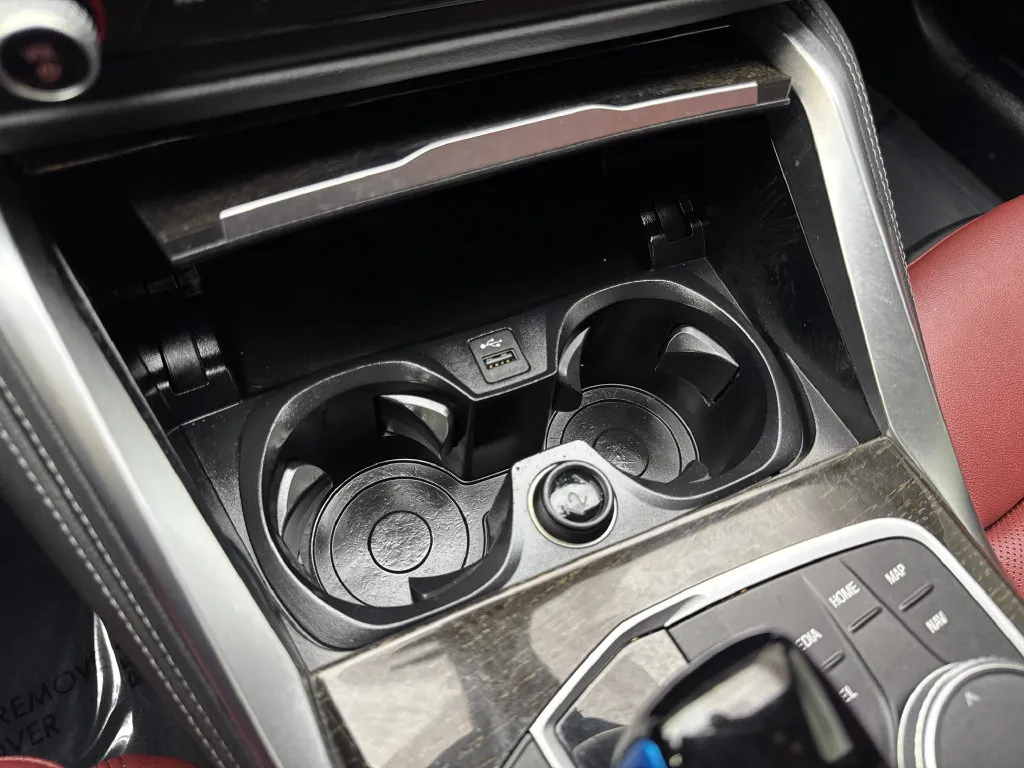 BMW i4 photo 68