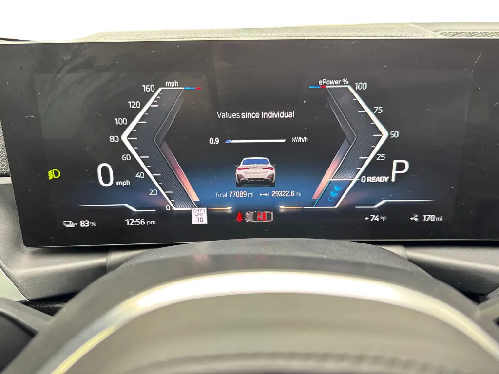 BMW i4 photo 60