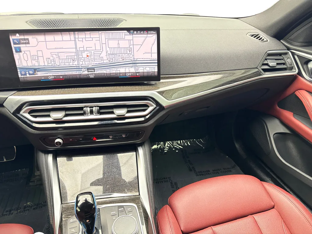 BMW i4 photo 56
