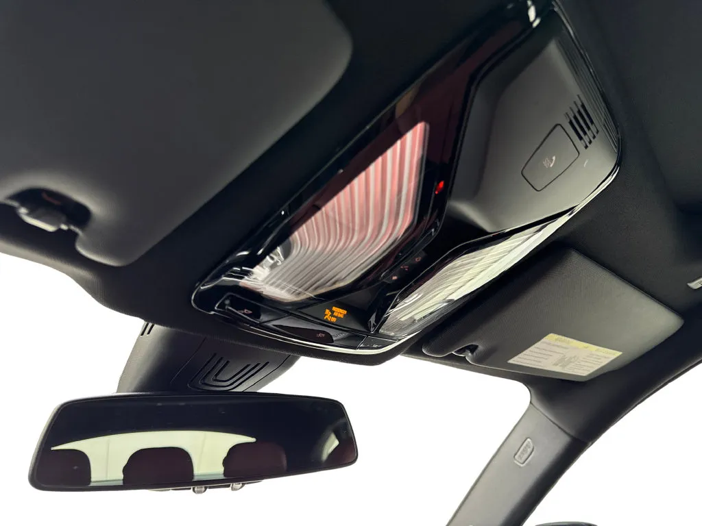 BMW i4 photo 74