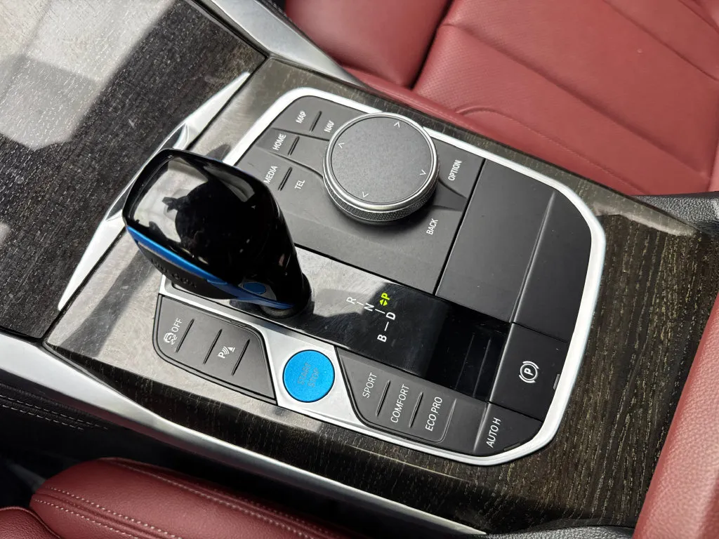 BMW i4 photo 69