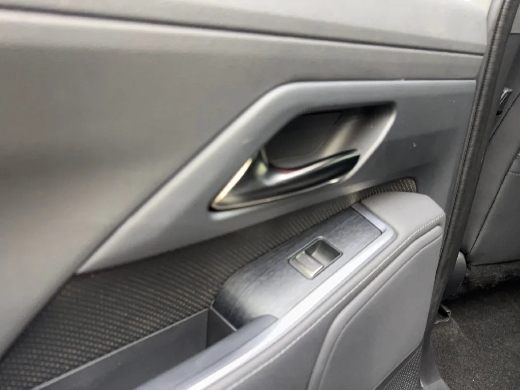 Lexus GX photo 37