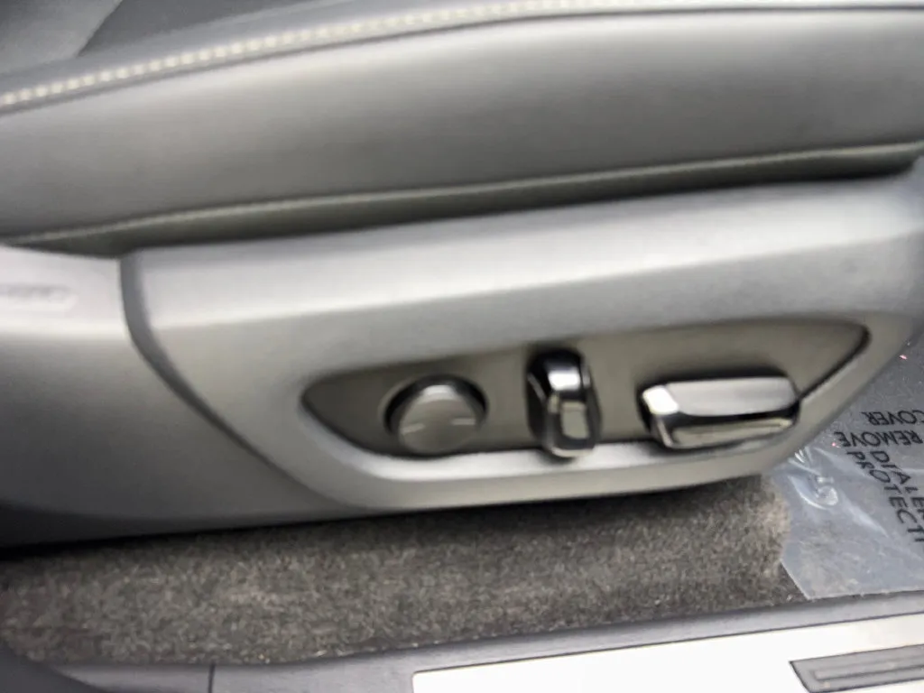 Lexus GX photo 51
