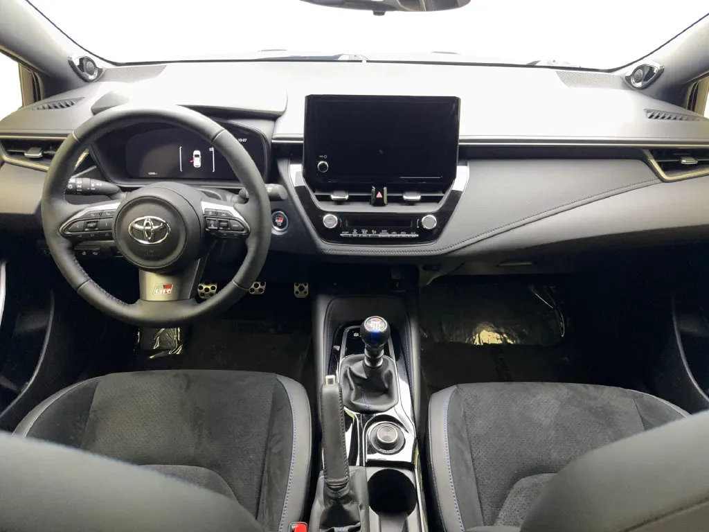 Toyota GR Corolla photo 52