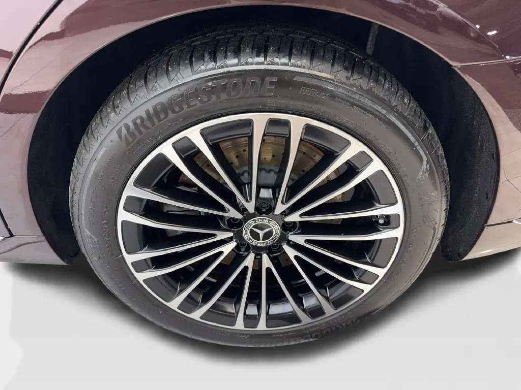 Mercedes-Benz S-Class photo 81