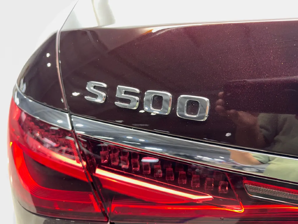 Mercedes-Benz S-Class photo 25