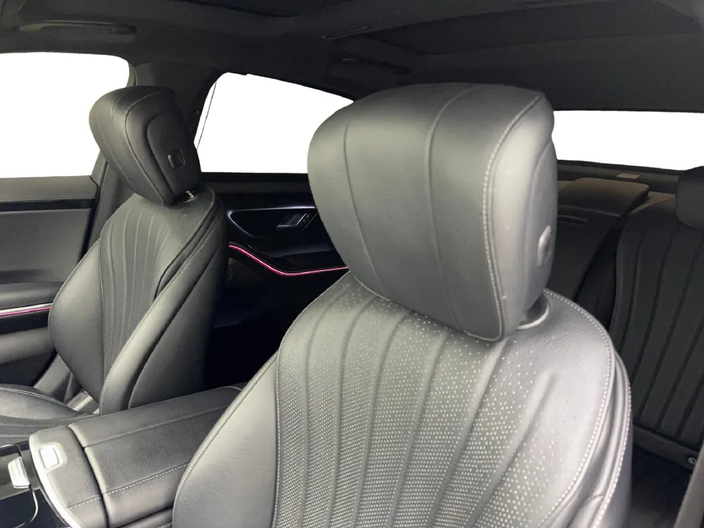 Mercedes-Benz S-Class photo 29