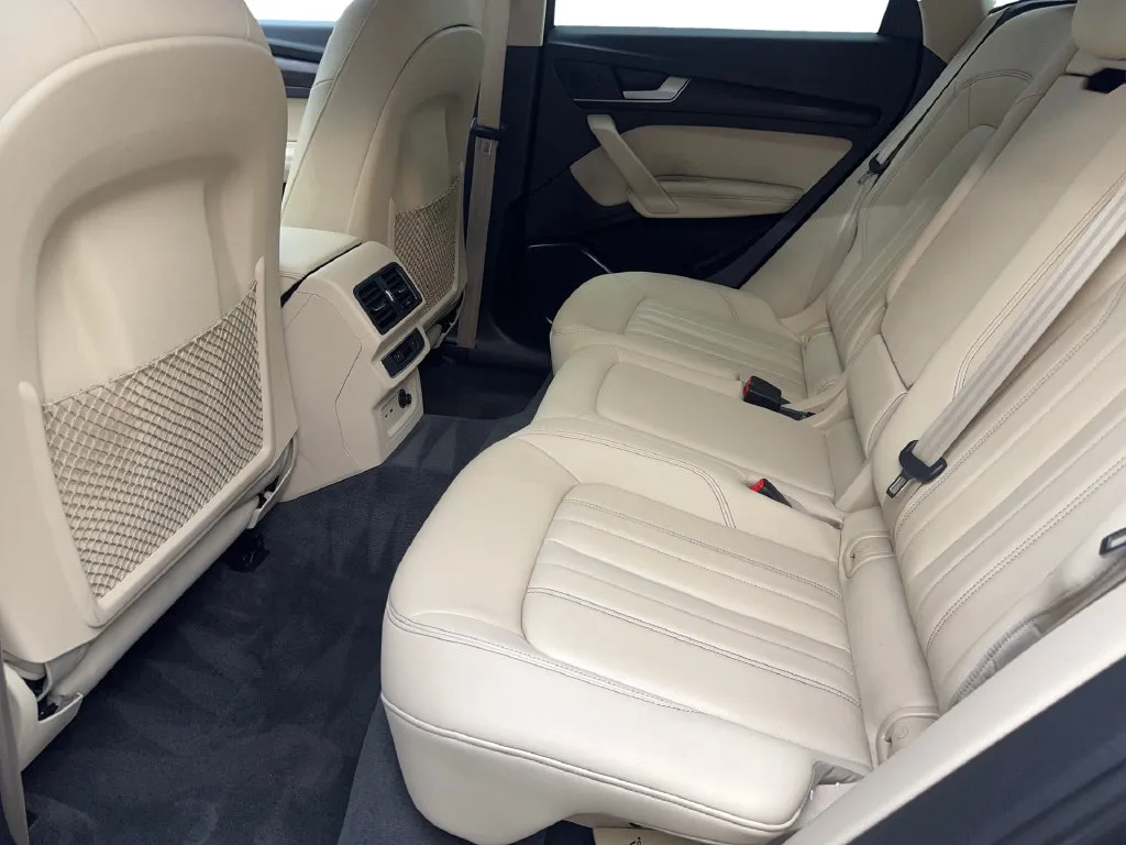 Audi Q5 photo 36