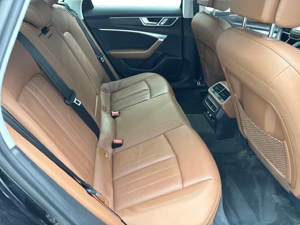 Audi A6 photo 41