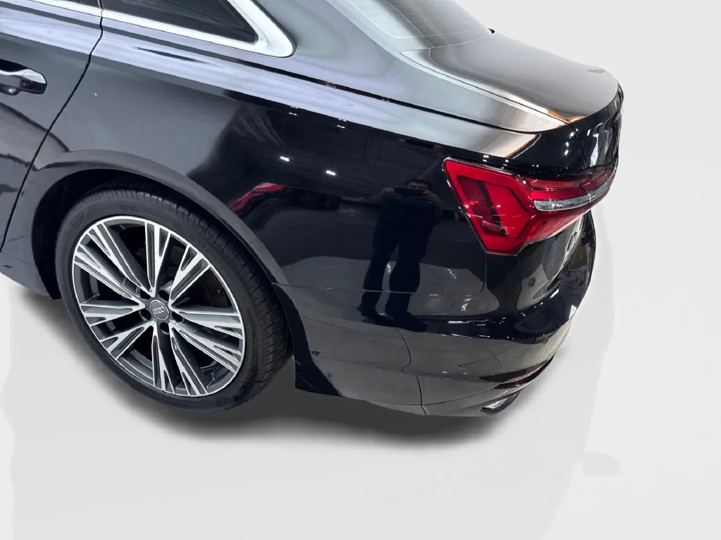 Audi A6 photo 19