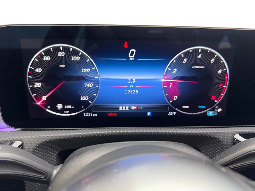 Mercedes-Benz CLA photo 58