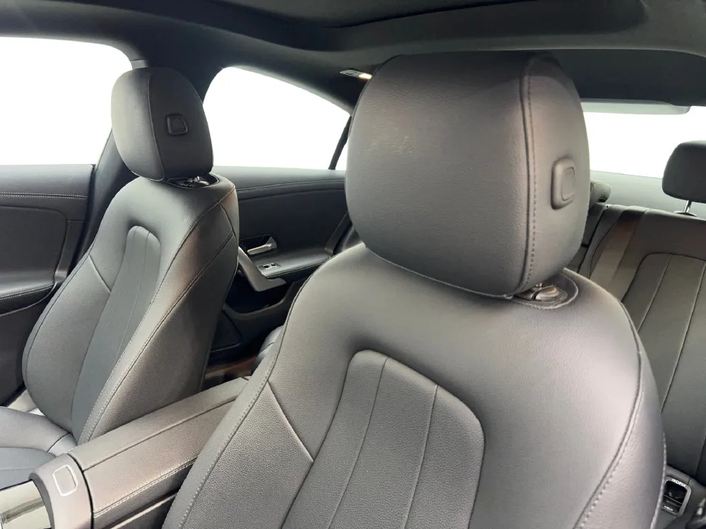 Mercedes-Benz CLA photo 28