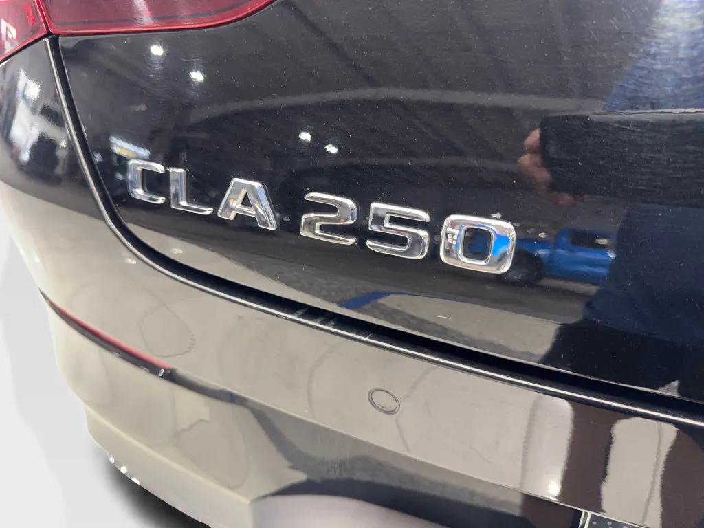 Mercedes-Benz CLA photo 25