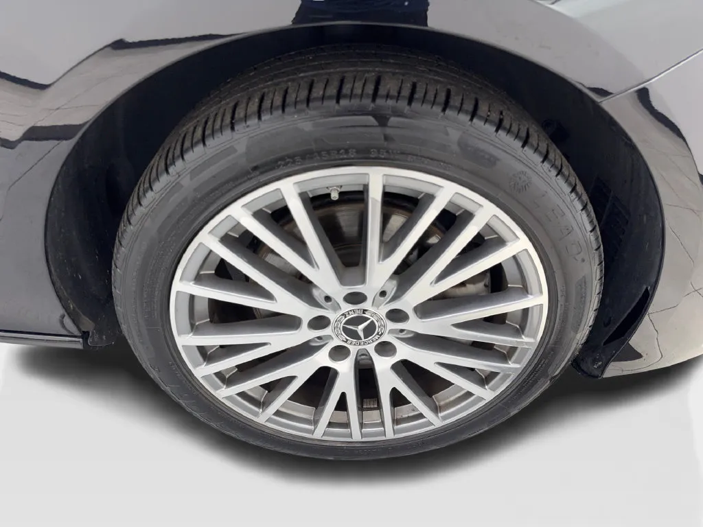 Mercedes-Benz CLA photo 79