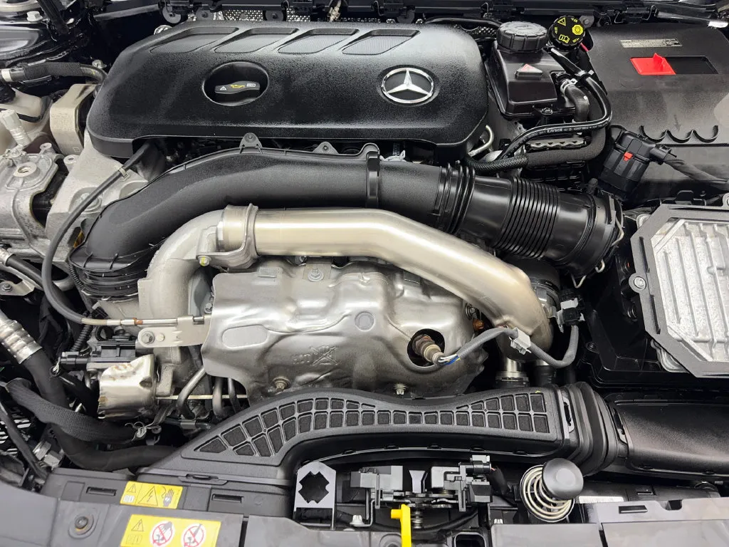 Mercedes-Benz CLA photo 73