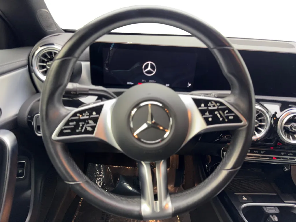 Mercedes-Benz CLA photo 55