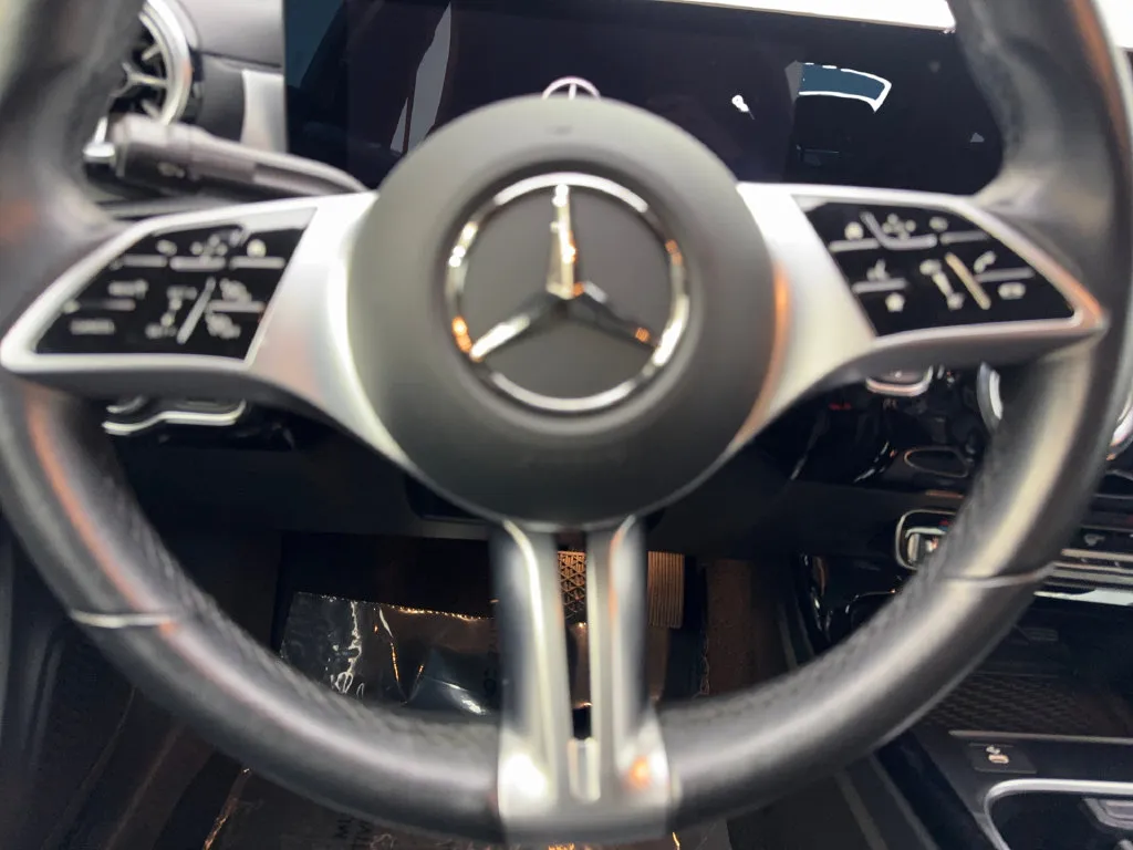 Mercedes-Benz CLA photo 56
