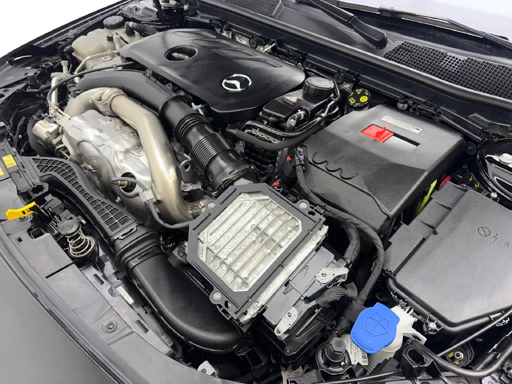 Mercedes-Benz CLA photo 72