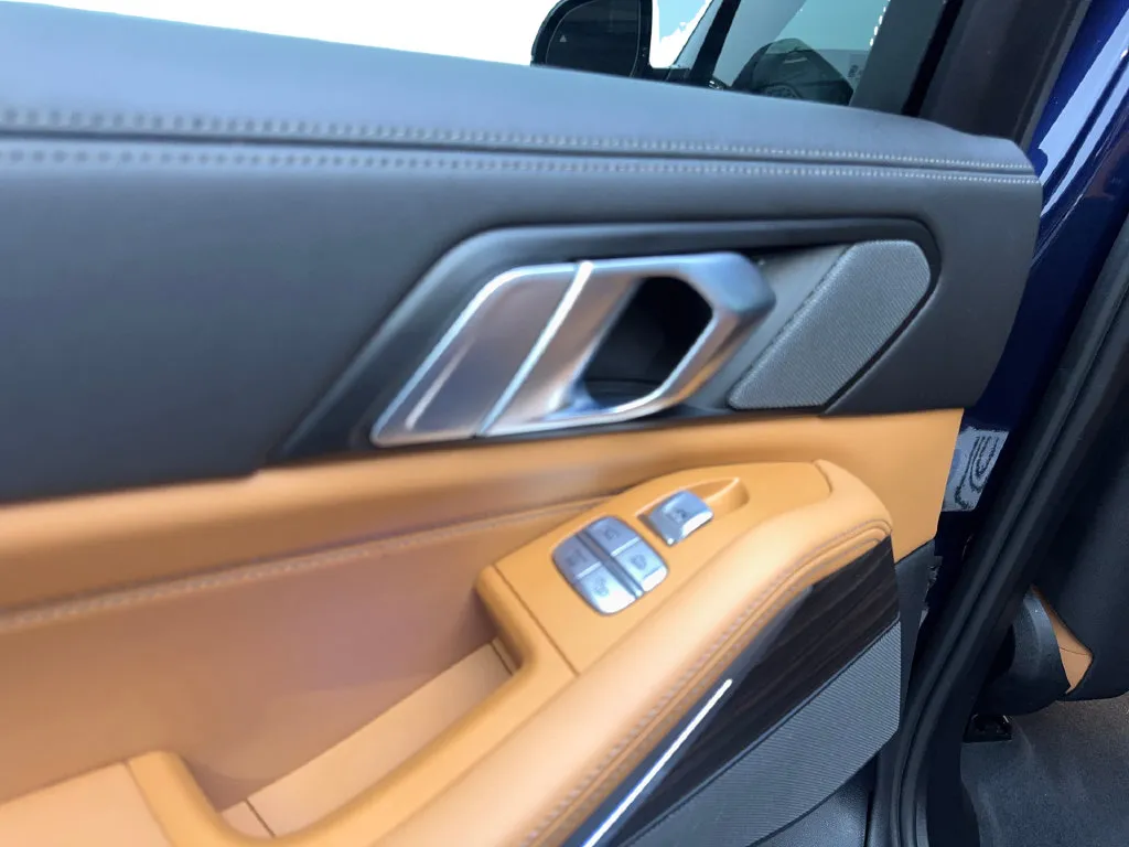 BMW X7 photo 41