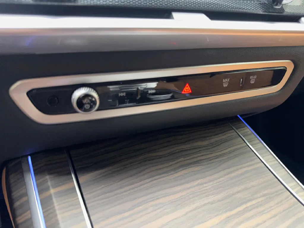 BMW X7 photo 74