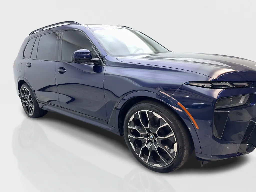BMW X7 photo 14