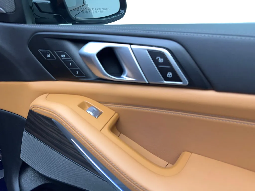 BMW X7 photo 56