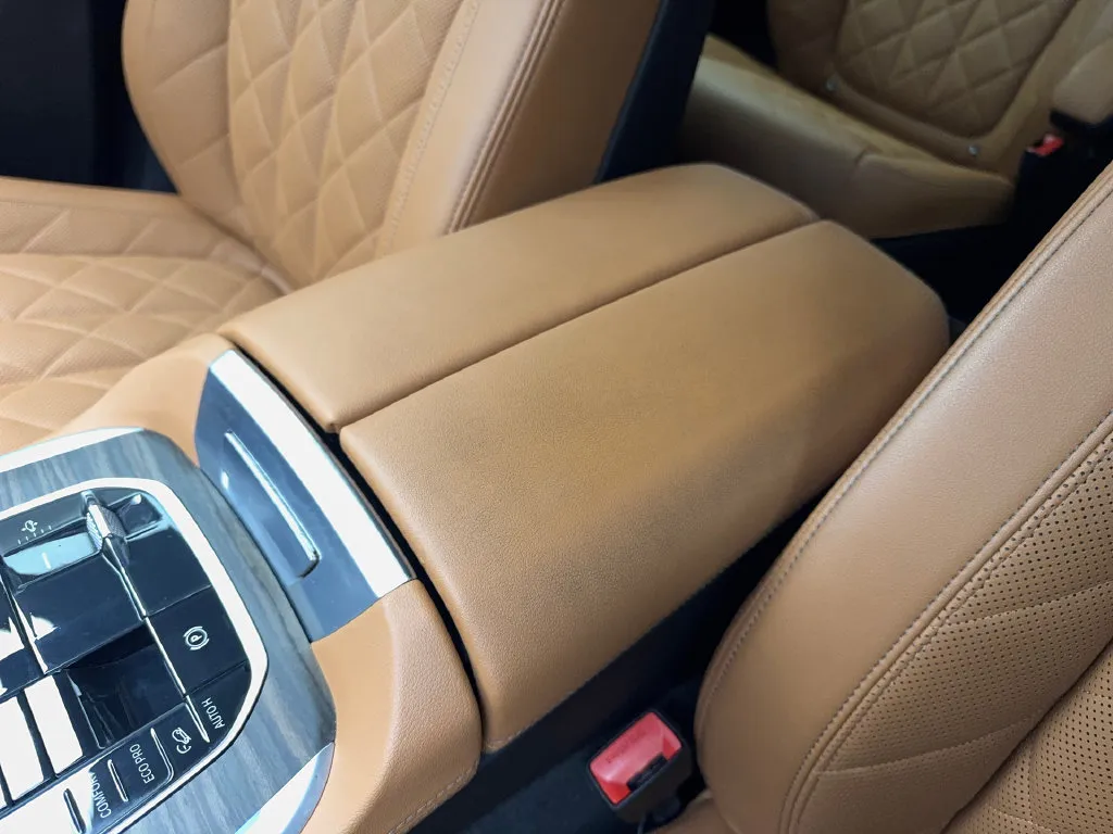 BMW X7 photo 77