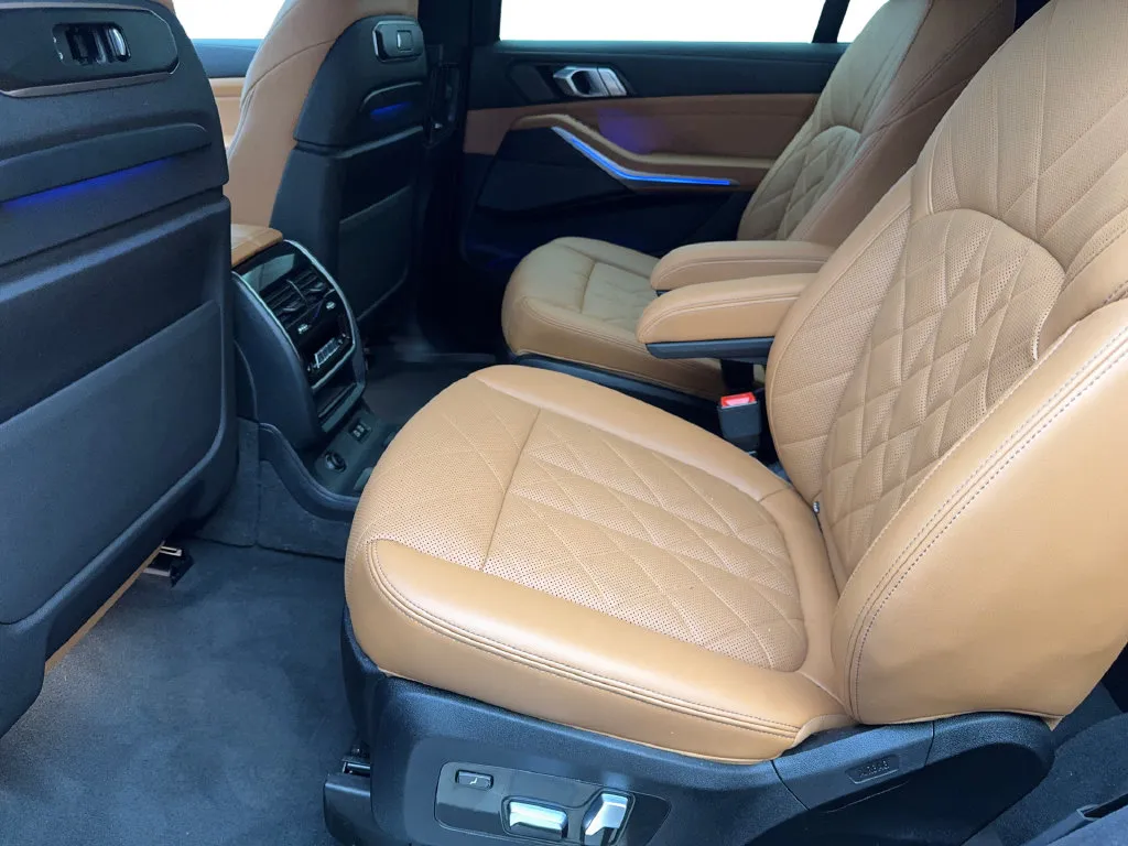 BMW X7 photo 36