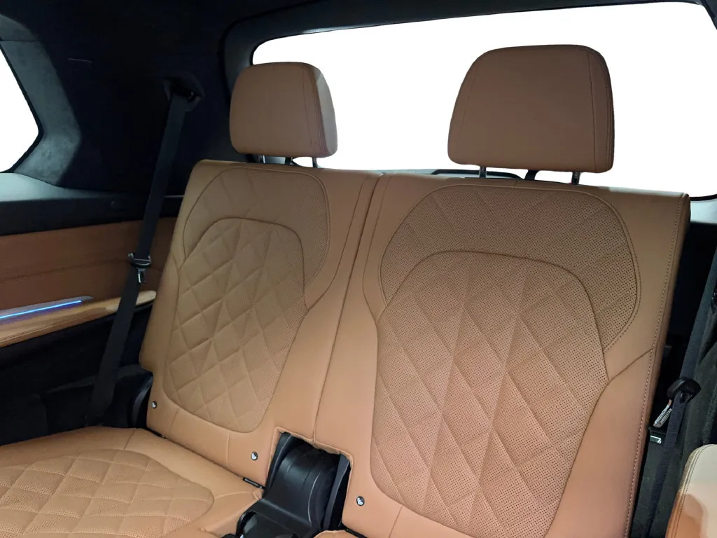 BMW X7 photo 43