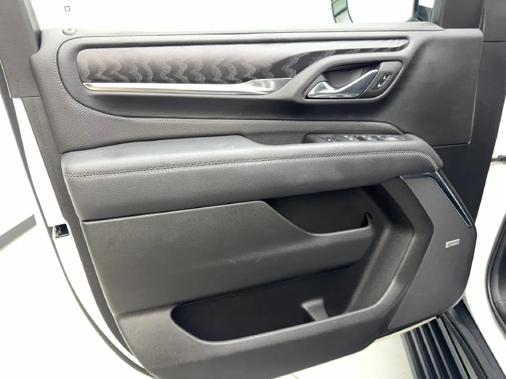 GMC Yukon photo 34