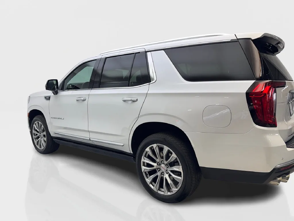 GMC Yukon photo 16