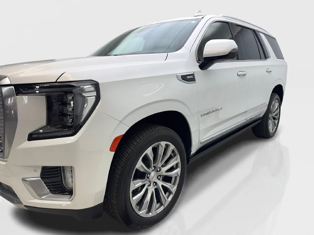 GMC Yukon photo 12