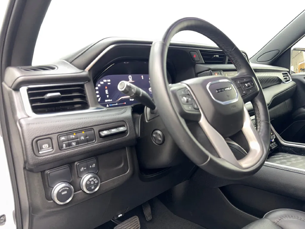 GMC Yukon photo 59