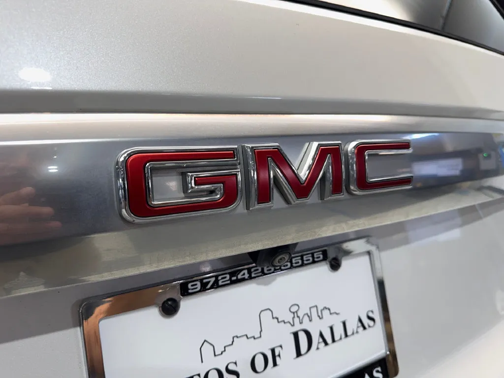 GMC Yukon photo 23