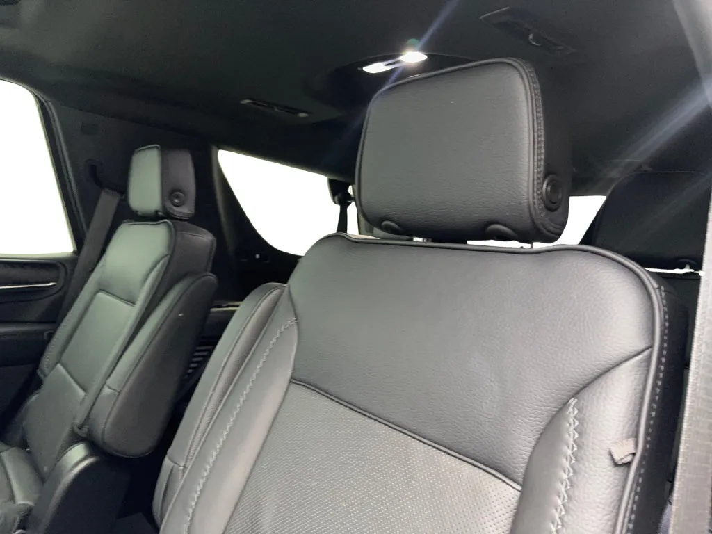 GMC Yukon photo 37