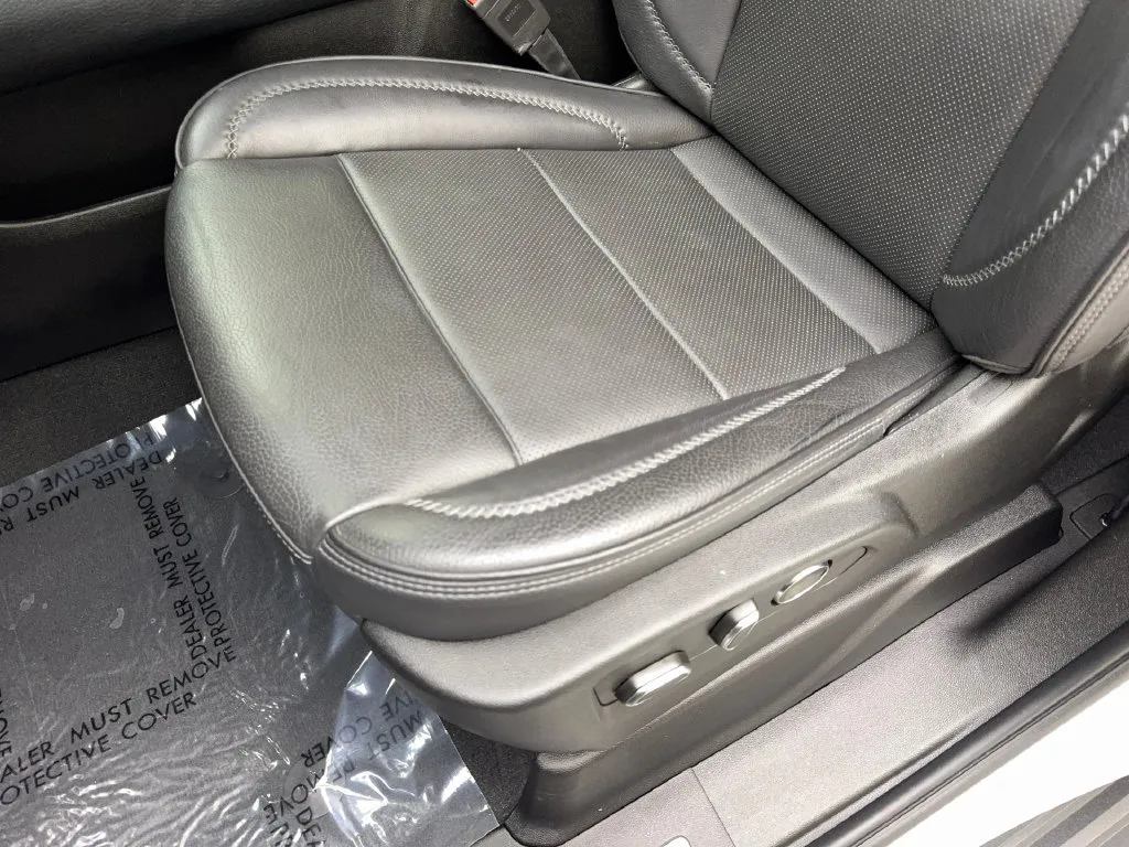 GMC Yukon photo 32