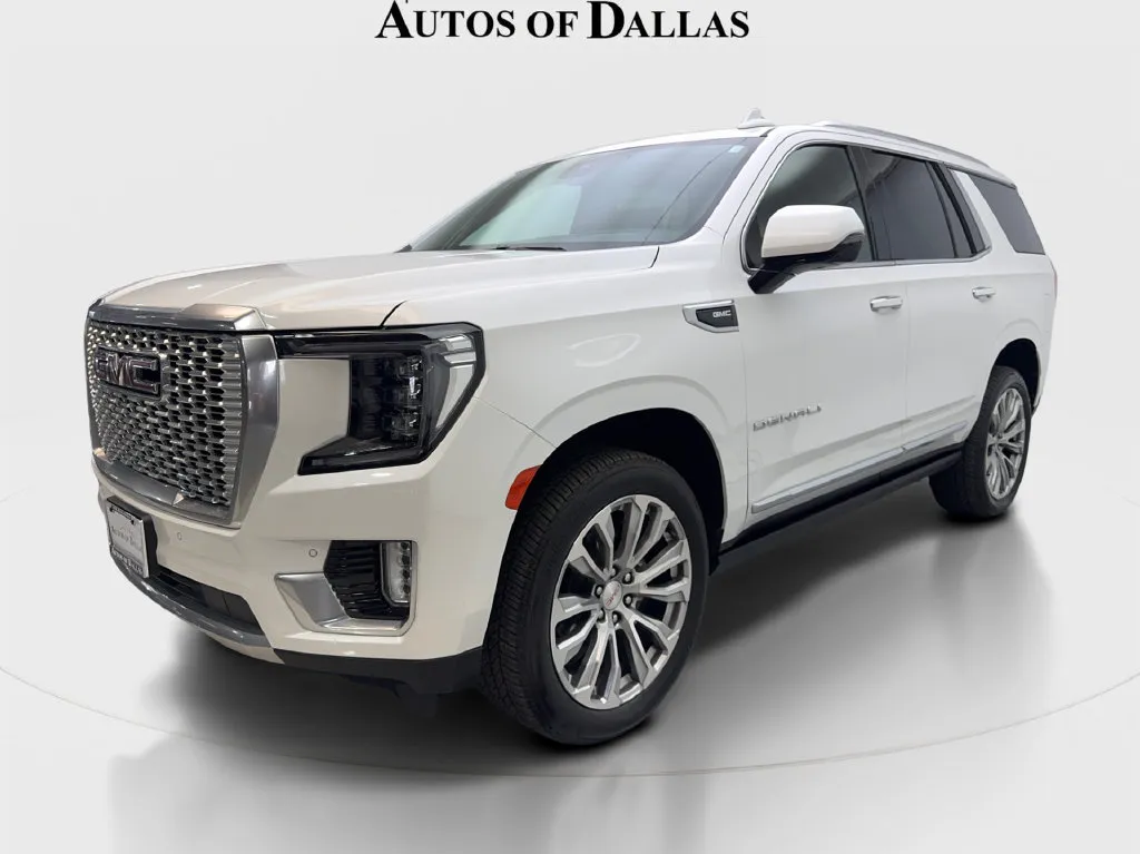 GMC Yukon photo 3