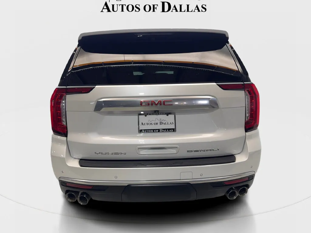 GMC Yukon photo 8