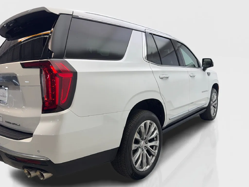 GMC Yukon photo 15