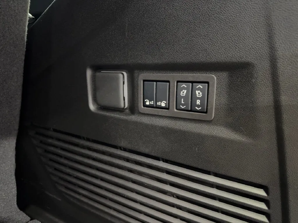 GMC Yukon photo 93