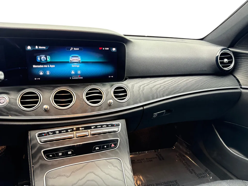 Mercedes-Benz E-Class photo 53