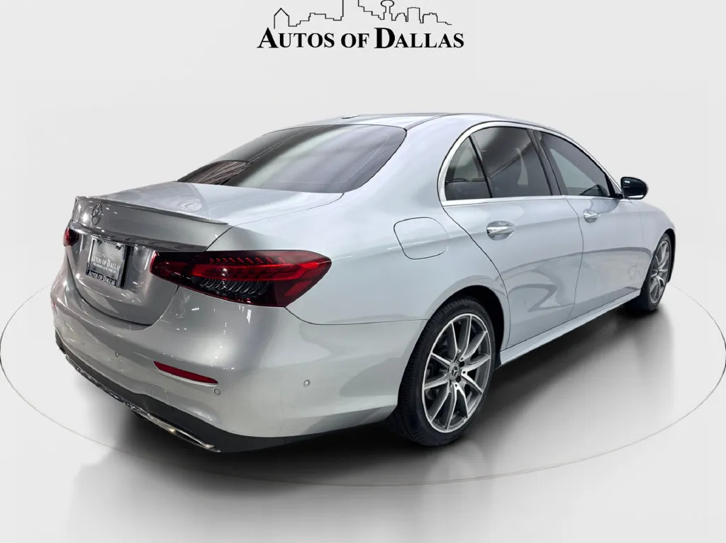 Mercedes-Benz E-Class photo 7